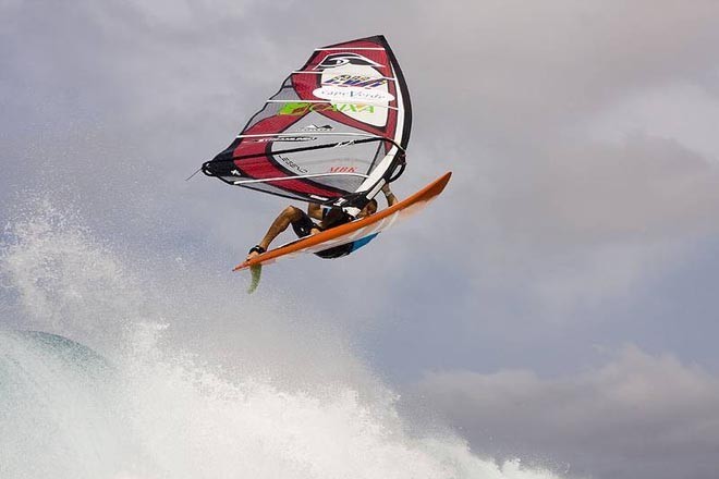 Josh Angulo air - Cabo Verde PWA World Cup ©  John Carter / PWA http://www.pwaworldtour.com